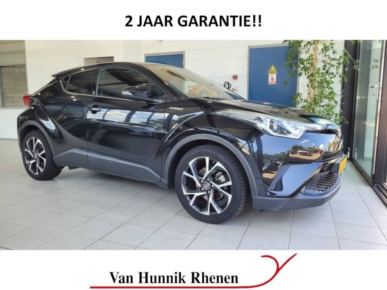 Toyota C-HR - 1.8 Dynamic | Navi | Dodehoekdetectie | Parksens V+A | Trekhaak - AutoWereld.nl