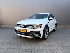 Volkswagen Tiguan - 1.5 TSI ACT Highline Business R-Line | LED | Navi | Multi Media