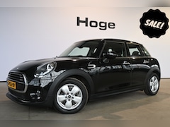 MINI Cooper - 1.5 Airco Navigatie LED Cruise Control Direct Leverbaar Rijklaarprijs Inruil Mogelijk
