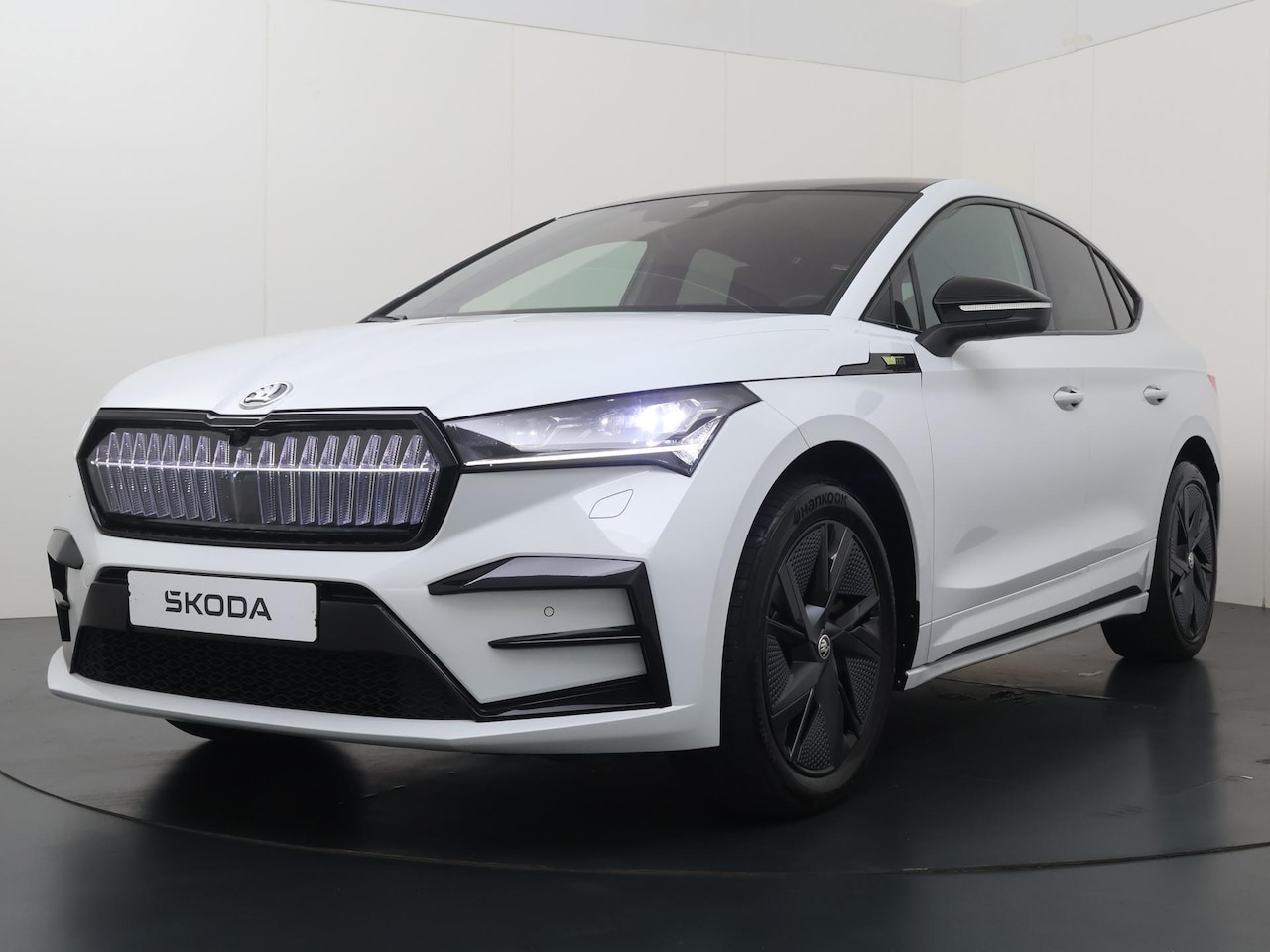 Skoda Enyaq Coupé iV - 80 RS | 299 PK | SoH 91% | Warmtepomp | Achteruitrijcamera | Panoramadak | Canton Audio | - AutoWereld.nl