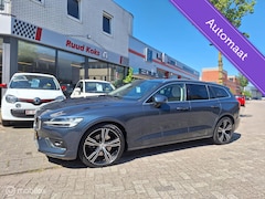 Volvo V60 - 2.0 B3 INSCRIPTION • TREKHAAK • PANORAMADAK • MEM. STOEL •