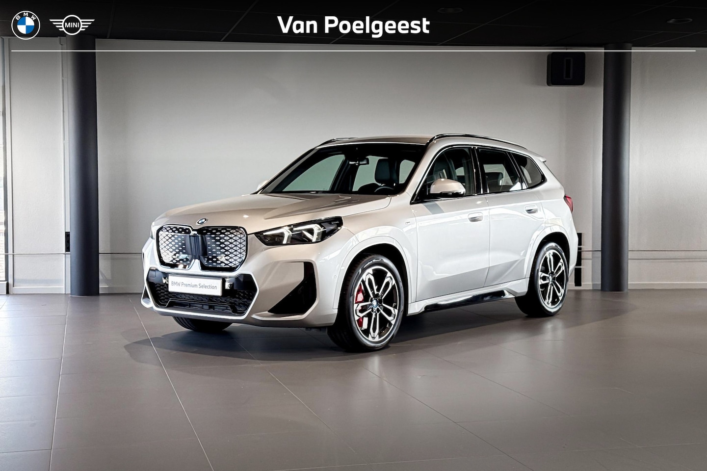 BMW iX1 - eDrive20 67 kWh | M Sport Pro | Stoelverwarming | Achteruitrijcamera | Comfort Access | Tr - AutoWereld.nl