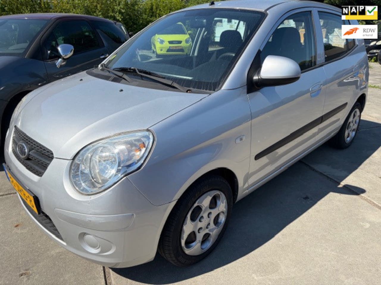 Kia Picanto - 1.1 X-tra/ automaat / airco - AutoWereld.nl