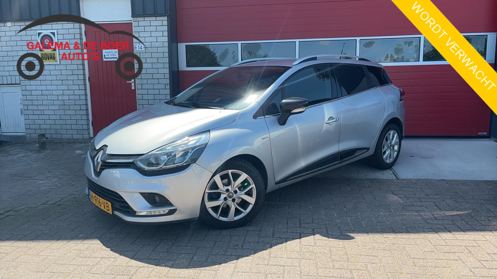 Renault Clio Estate - 0.9 TCe Limited CARPLAY / KEYLESS / NAVI / AIRCO / PDC / DAB+ / BLUETOOTH / CRUISE / NL-AU - AutoWereld.nl
