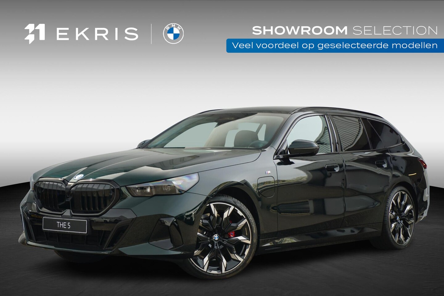 BMW 5-serie Touring - 530e | M Sportpakket Pro | Individual Lak | Trekhaak | Innovation Pack | Comfort Pack - AutoWereld.nl