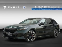 BMW 5-serie Touring - 530e | M Sportpakket Pro | Individual Lak | Trekhaak | Innovation Pack | Comfort Pack