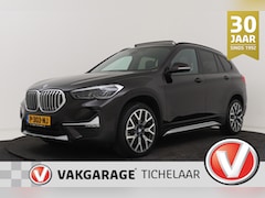 BMW X1 - SDrive20i Business Edition Plus | Panoramadak | Org NL | Dealer Ond. | Camera | Navigatie
