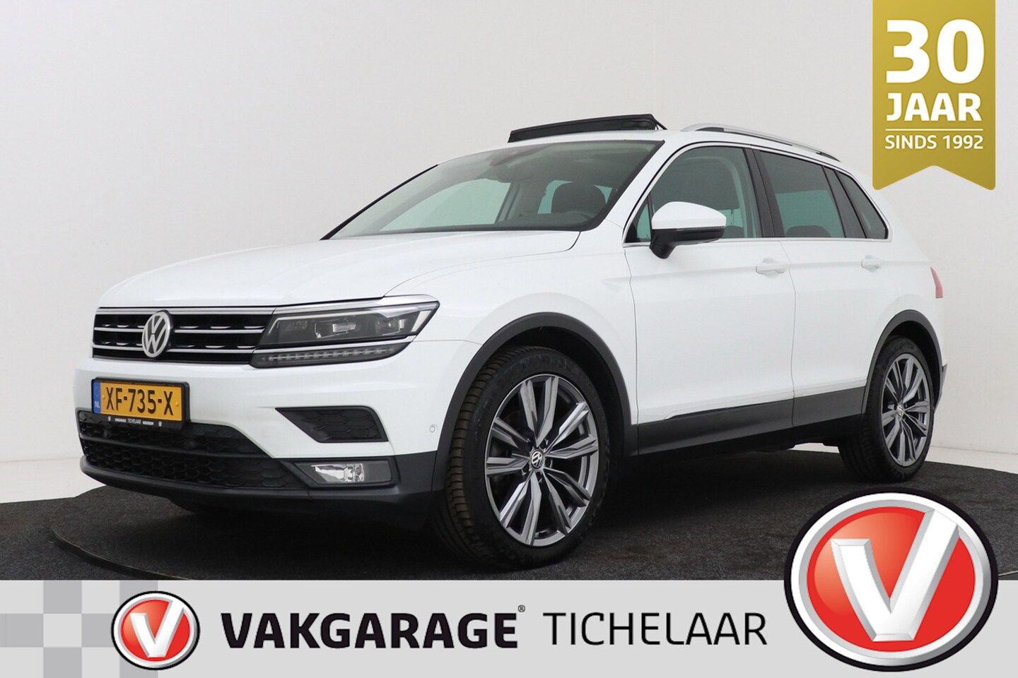 Volkswagen Tiguan - 1.5 TSI ACT Comfortline Business | Panoramadak | Org NL | Camera | CarPlay | Digital Cockp - AutoWereld.nl
