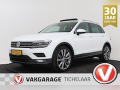 Volkswagen Tiguan - 1.5 TSI ACT Comfortline Business | Panoramadak | Org NL | Camera | CarPlay | Digital Cockp