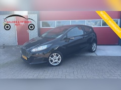 Ford Fiesta - 1.6 TDCi Lease Style NWE D-RIEM / AIRCO / BLUETOOTH / NAVI / ELEK RAMEN / NL-AUTO
