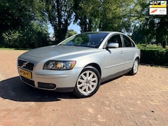 Volvo S40 - 1.8 Momentum | Airco | Clima | Cruise | Trekhaak