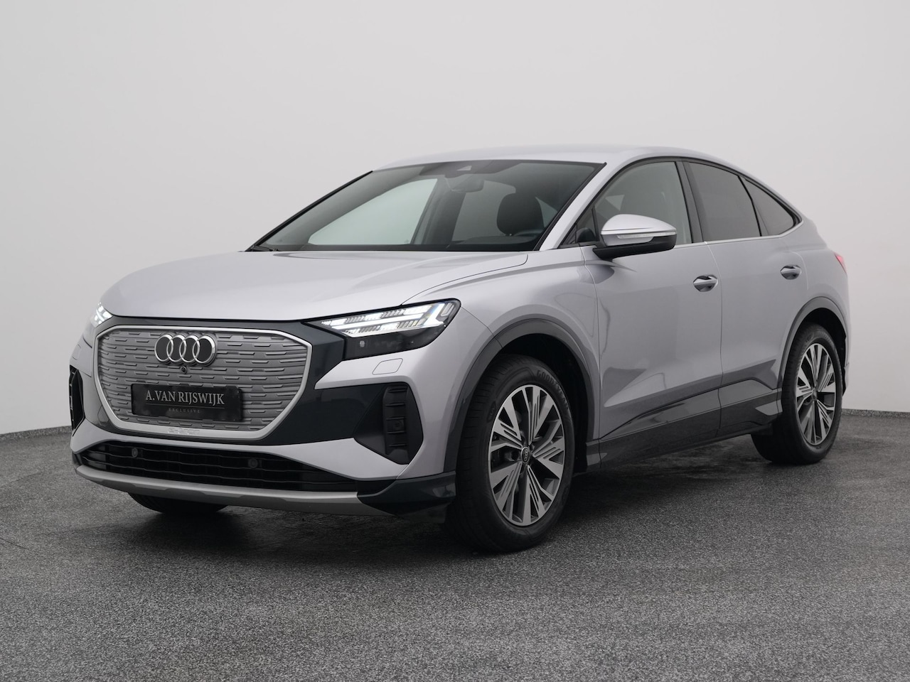 Audi Q4 Sportback e-tron - 35 Advanced edition 55 kWh | CAMERA | NAVI | STOELVERWARMING - AutoWereld.nl