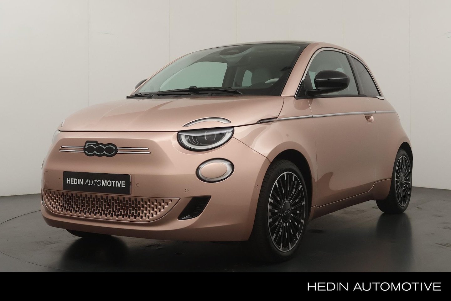 Fiat 500 - La Prima 42 kWh JBL audio | Adaptive Cruise | Pasnorama dak | - AutoWereld.nl
