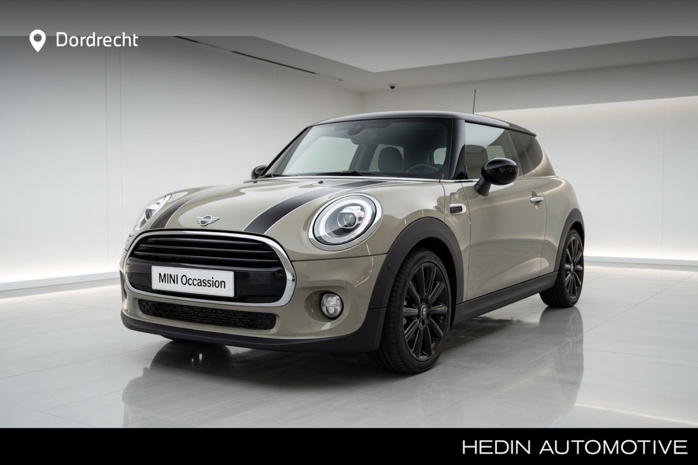 MINI 3-Deurs - Cooper | 17" | Camera | Led Koplampen | Privacy Glass | Antr. Hemel - AutoWereld.nl