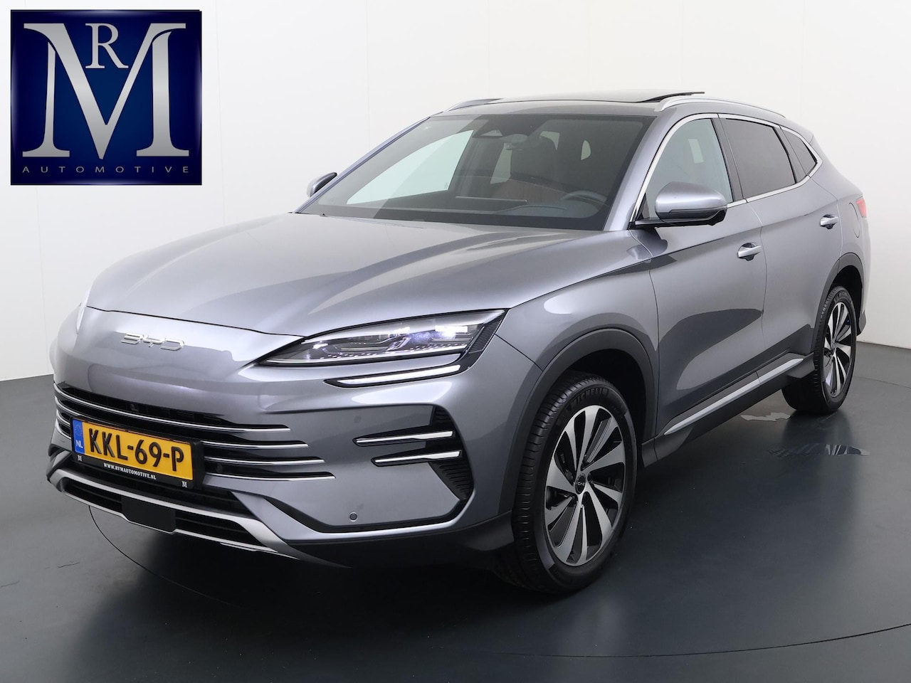 BYD Seal U - 1.5 DM-i FWD Boost NIEUWE AUTO UIT VOORRAAD LEVERBAAR | 6 JAAR GARANTIE T/M 02-2032 | ALL- - AutoWereld.nl