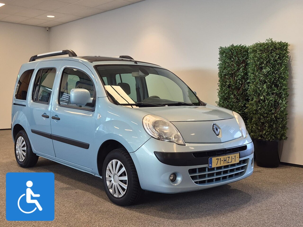 Renault Kangoo - Rolstoelauto 3+1 (airco) - AutoWereld.nl