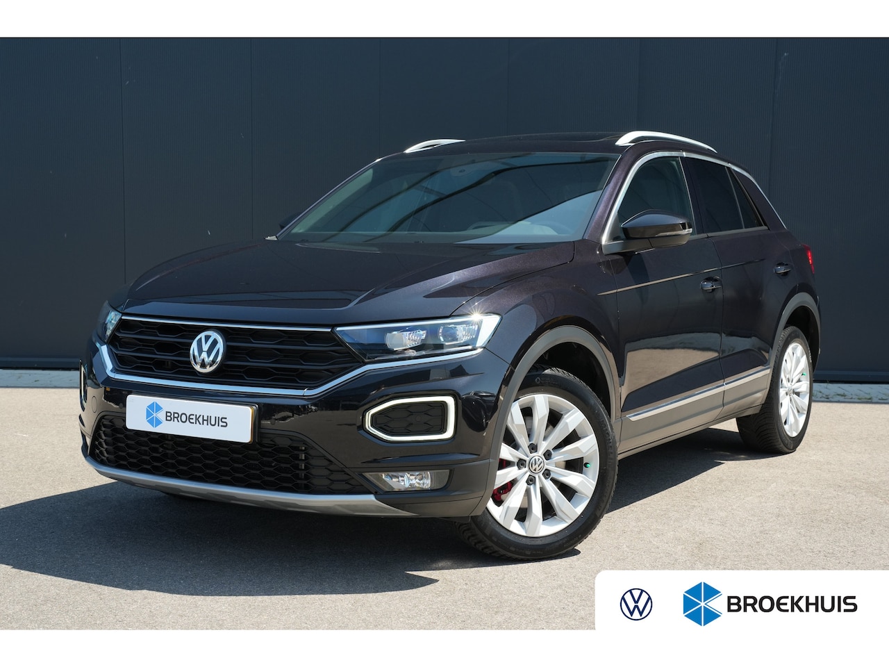 Volkswagen T-Roc - 1.5TSi 150PK Sport | Trekhaak | Panoramadak | Apple Carplay | - AutoWereld.nl