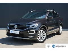 Volkswagen T-Roc - 1.5TSi 150PK Sport | Trekhaak | Panoramadak | Apple Carplay |