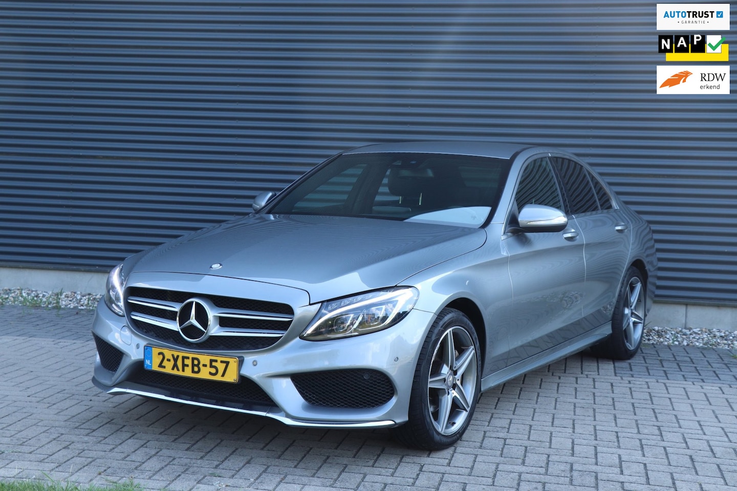 Mercedes-Benz C-klasse - 180 AMG |NAP|LEDER|CRUISE|Nette auto! - AutoWereld.nl