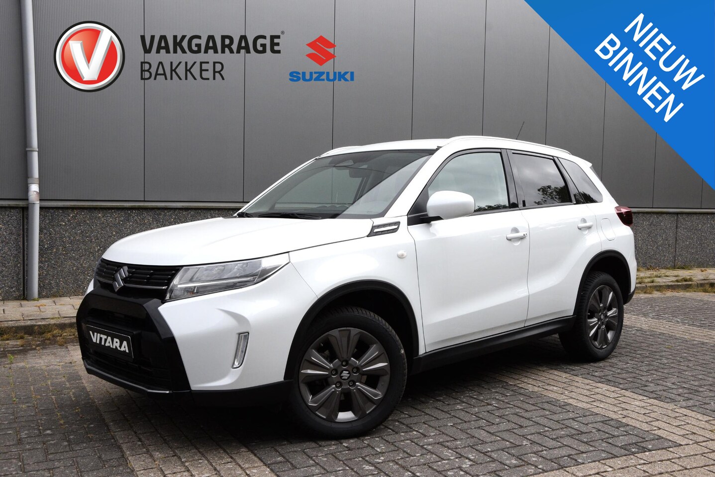 Suzuki Vitara - 1.4 Boosterjet Smart Hybrid Select | tot 10 jaar garantie | apple carplay/android | naviga - AutoWereld.nl