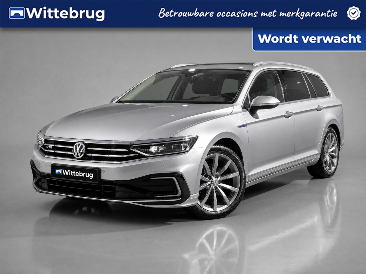 Volkswagen Passat Variant - 1.4 TSI PHEV 218PK GTE Business / Panoramadak / Memory Seat / Digitale Cockpit / LED Matri - AutoWereld.nl