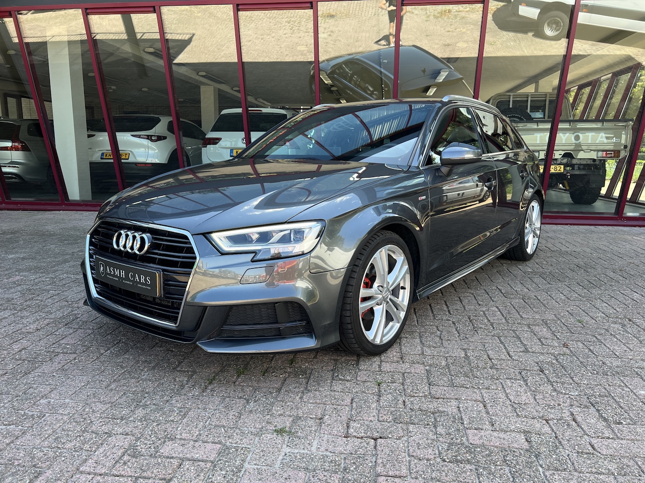 Audi A3 Sportback - 35 TFSI S edition | Trekhaak | Cruise | Daytonagrijs | LED | Navi | - AutoWereld.nl