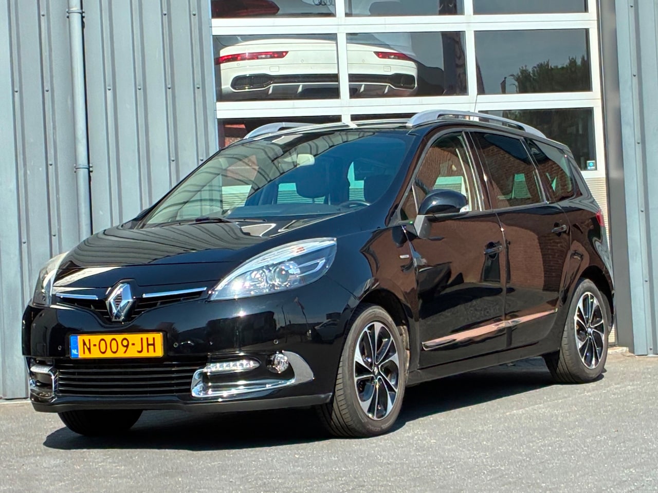 Renault Grand Scénic - 1.2 TCe Bose 7p Camera Panodak Climatecontrole - AutoWereld.nl