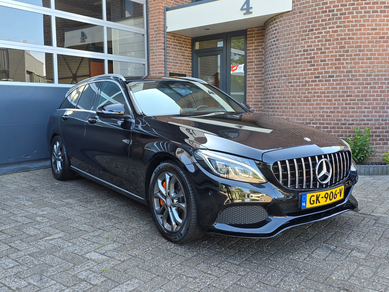 Mercedes-Benz C-klasse Estate - 350 e Lease Edition Nap |Leer |Apk - AutoWereld.nl