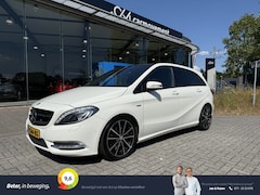 Mercedes-Benz B-klasse - 200 AUT | Night pakket | Pano | afn trekhaak | OH aanwezig | stoel verw