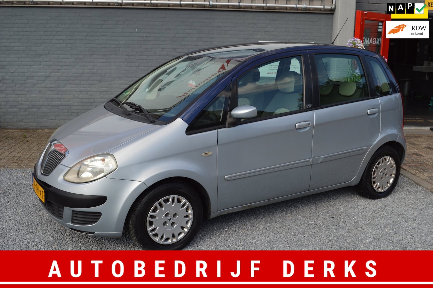 Lancia Musa - 1.4-16V Oro Airco 5Drs Jaar APK Stuurbekrachtiging - AutoWereld.nl