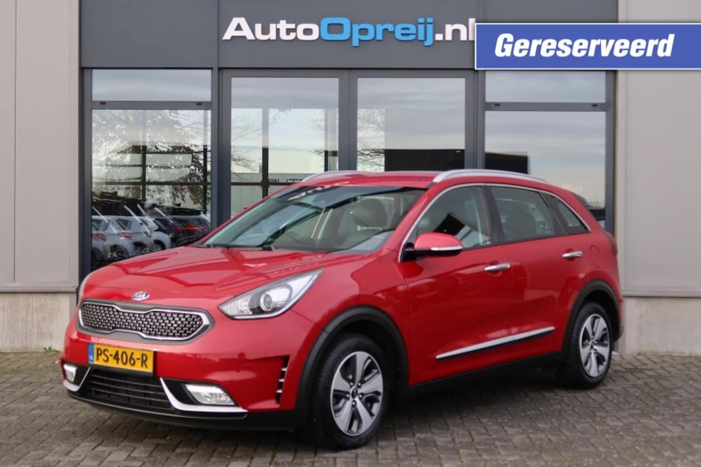 Kia Niro - 1.6 GDi Hybrid Executiveline AUTOMAAT NAVI, Camera, Cruise, PDC, Dealer onderhouden - AutoWereld.nl