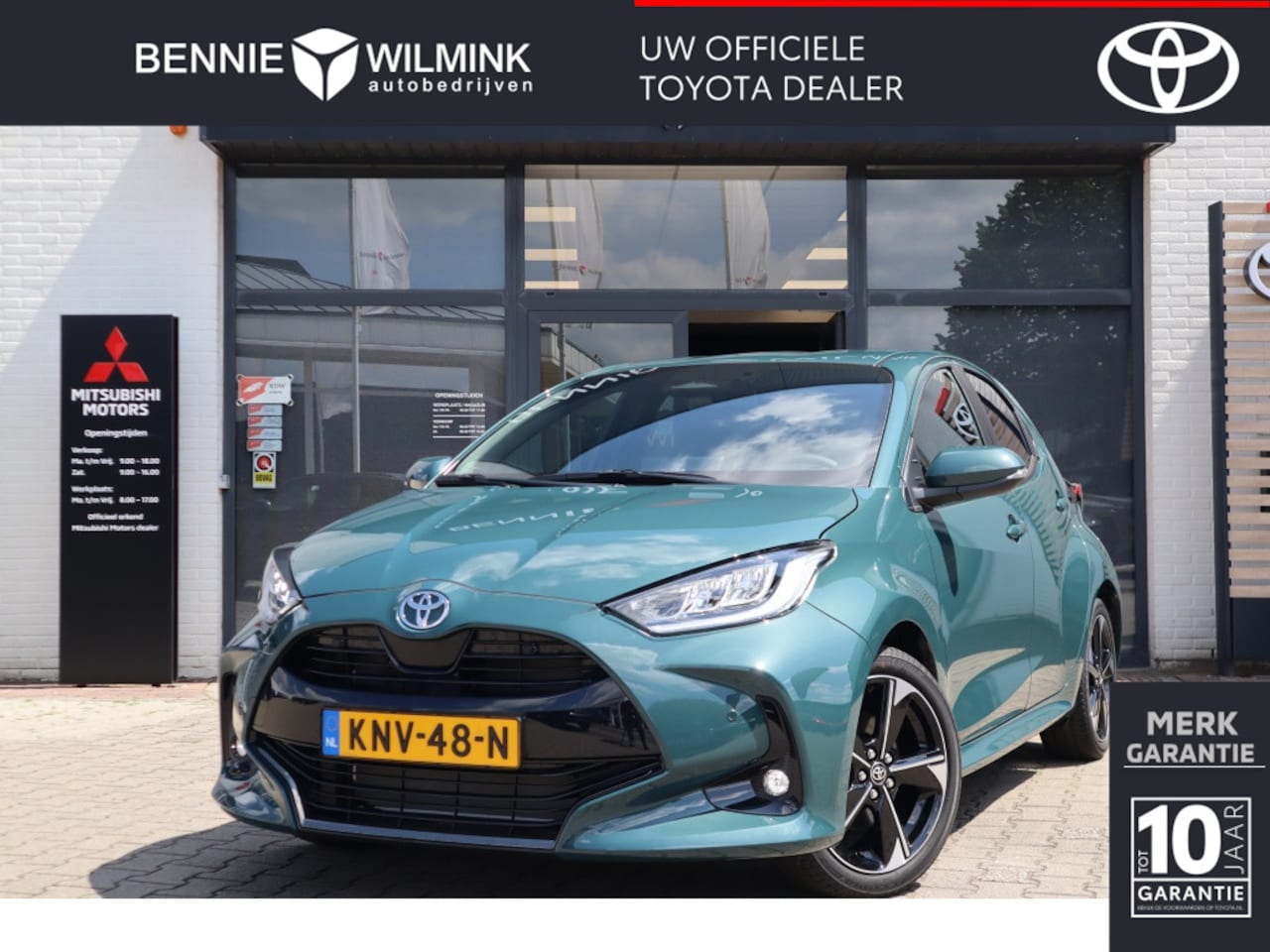 Toyota Yaris - 1.5 Hybrid 130 Executive Stuur en Stoelverwarming | Blindspot - AutoWereld.nl