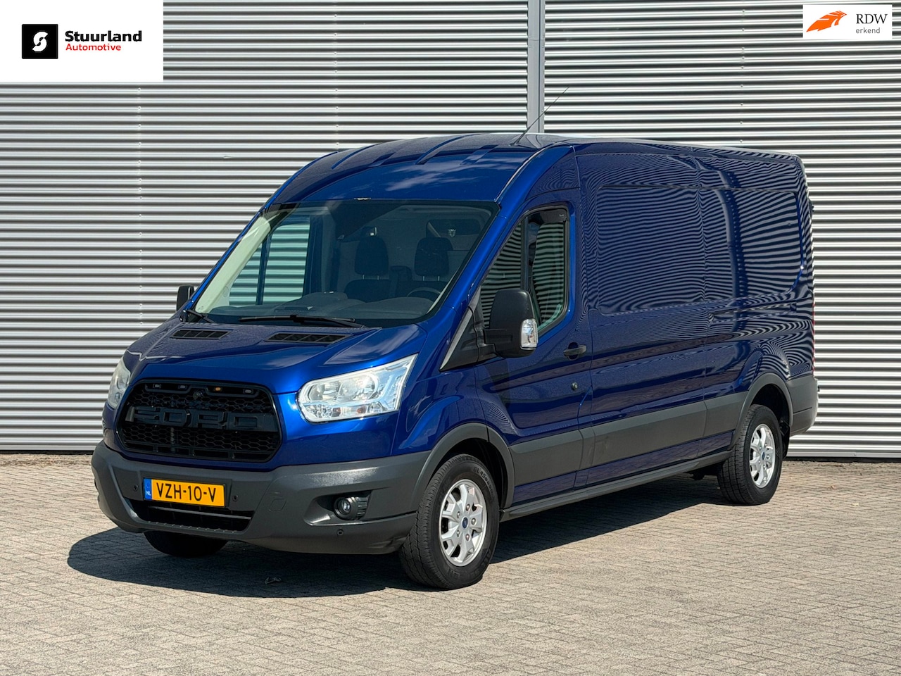 Ford Transit - 350 2.0 TDCI L3H3 Trend 170pk Airco/ Cruise/ Camera/ Trekhaak/ Euro 6/ 3zits/ - AutoWereld.nl
