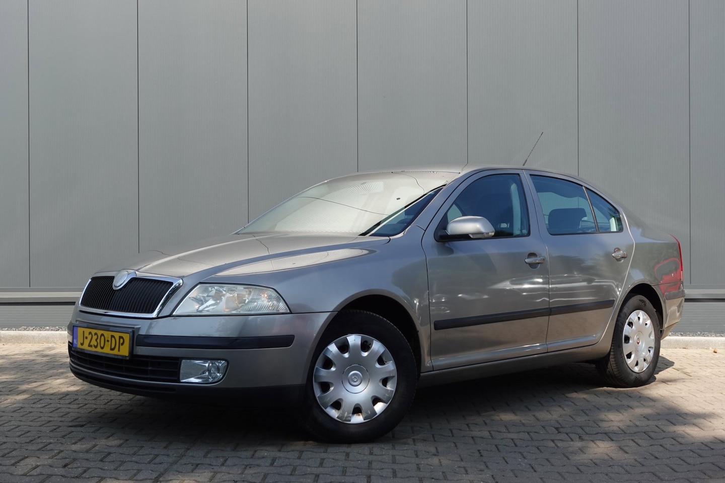 Skoda Octavia - 1.6 MPI Classic - AutoWereld.nl