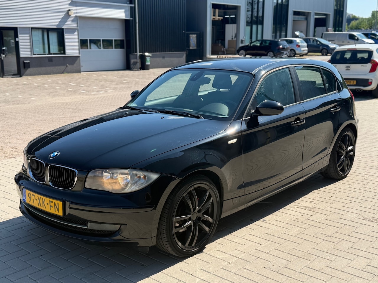 BMW 1-serie - 118i High Executive 118i High Executive - AutoWereld.nl