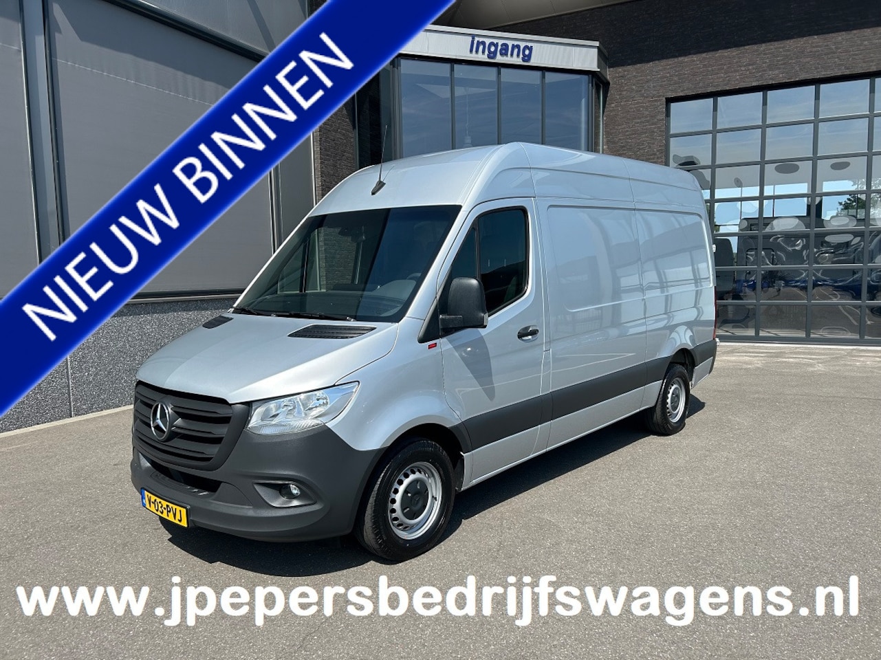 Mercedes-Benz Sprinter - 317 CDI L2 H2 MBUX / Carplay navigatie / Cruise control / Airco / 270 Graden achterdeuren - AutoWereld.nl
