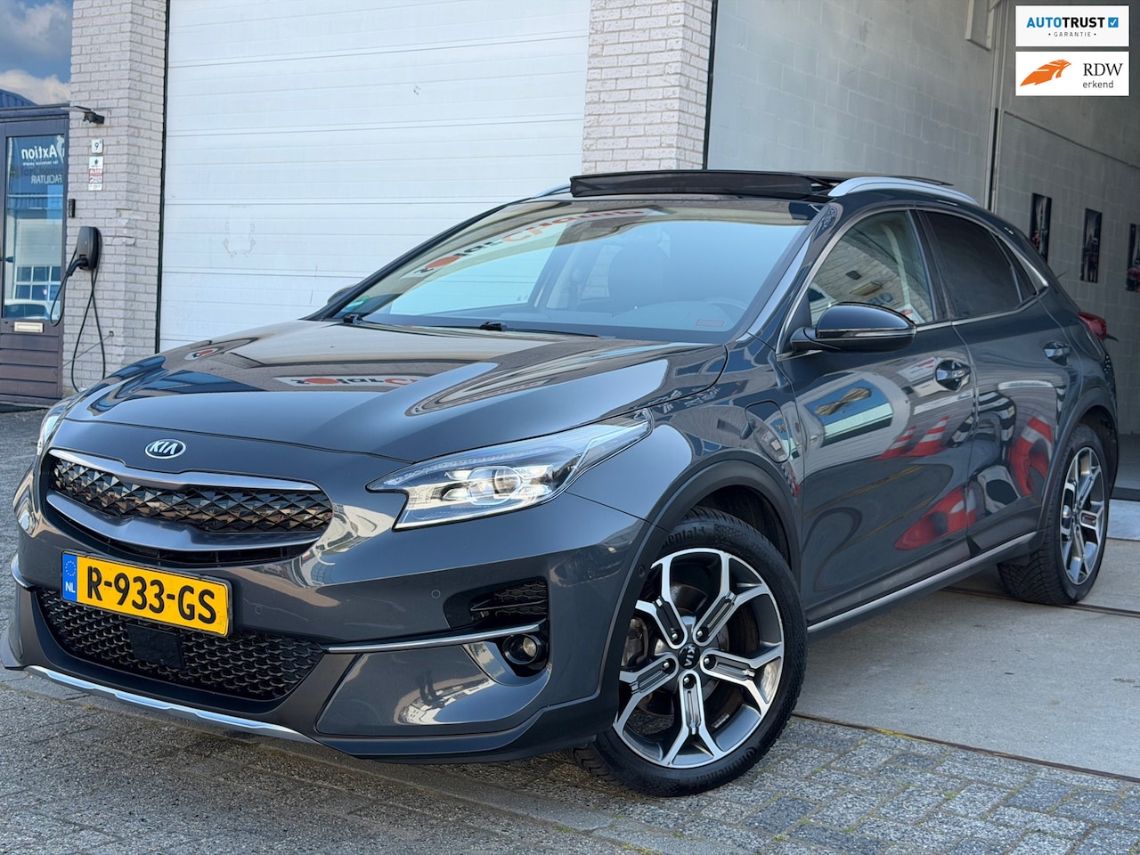 Kia XCeed - 1.6 GDi PHEV ExecutiveLine/ AUTOMAAT/ 1e EIG/ dealeronderhouden/ 1jaar apk/ volle opties/ - AutoWereld.nl