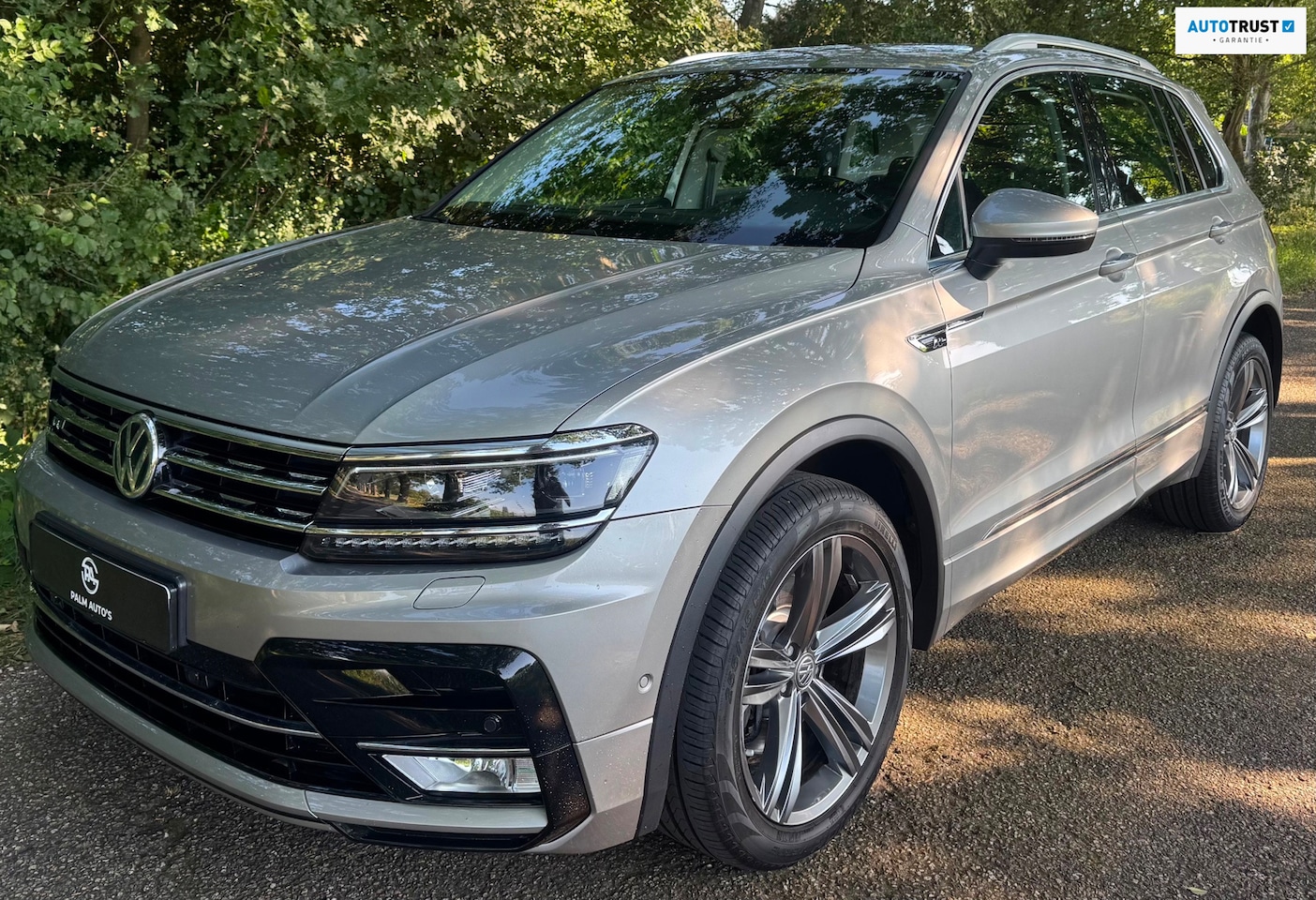 Volkswagen Tiguan - 2.0 TSI 4Motion Highline 2017 AUTOMAAT R-LINE NAVI CLIMA - AutoWereld.nl