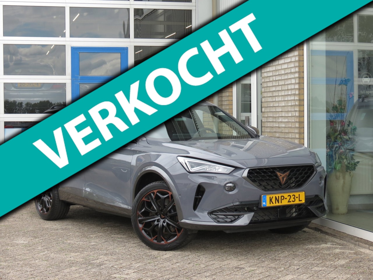 CUPRA Formentor - 1.4 e-Hybrid VZ 245 Copper Edition Trekhaak|Super Sport Stuur|Camera|Car-Play|Navi|Clima|A - AutoWereld.nl