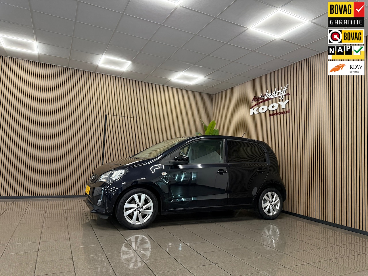 SEAT Mii - 1.0 Sport Dynamic * Stoelverwarming / Airco / LM Velgen / NL Auto * - AutoWereld.nl