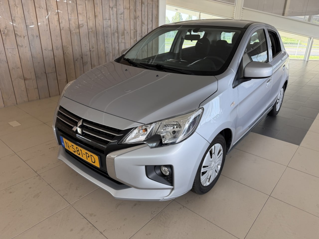 Mitsubishi Space Star - 1.2 Cool+ 1.2 Cool+ - AutoWereld.nl