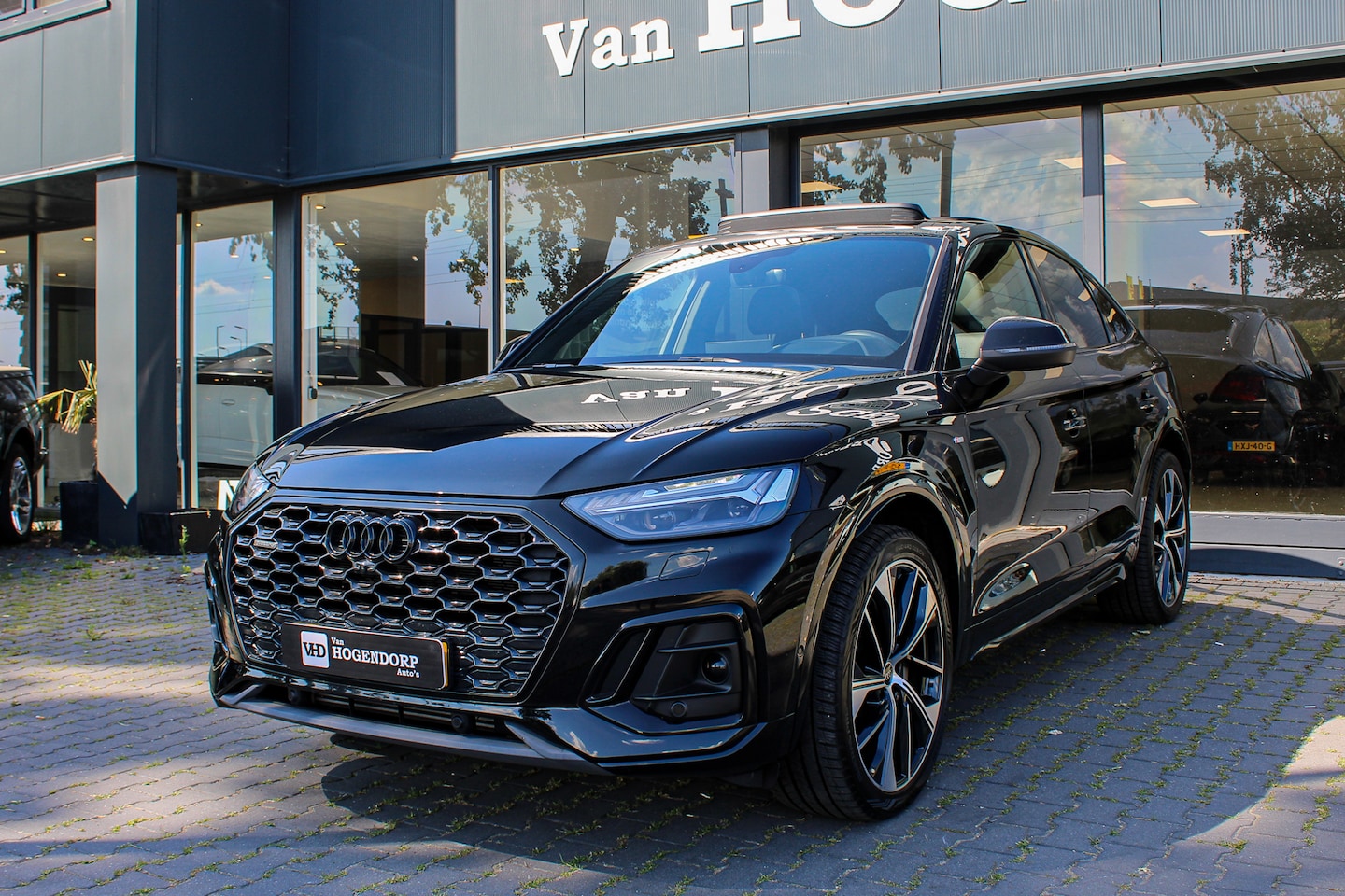 Audi Q5 Sportback - 55 TFSI e S edition PANO HUD LUCHTVERING 360 CAM - AutoWereld.nl