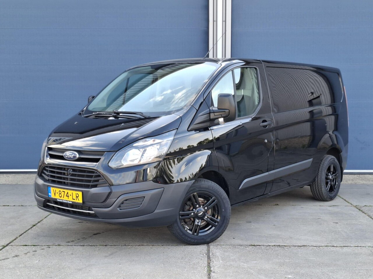 Ford Transit Custom - 270 2.0 TDCI L1H1 Economy Edition AIRCO / CRUISE CONTROLE / TREKHAAK / EURO 6 - AutoWereld.nl