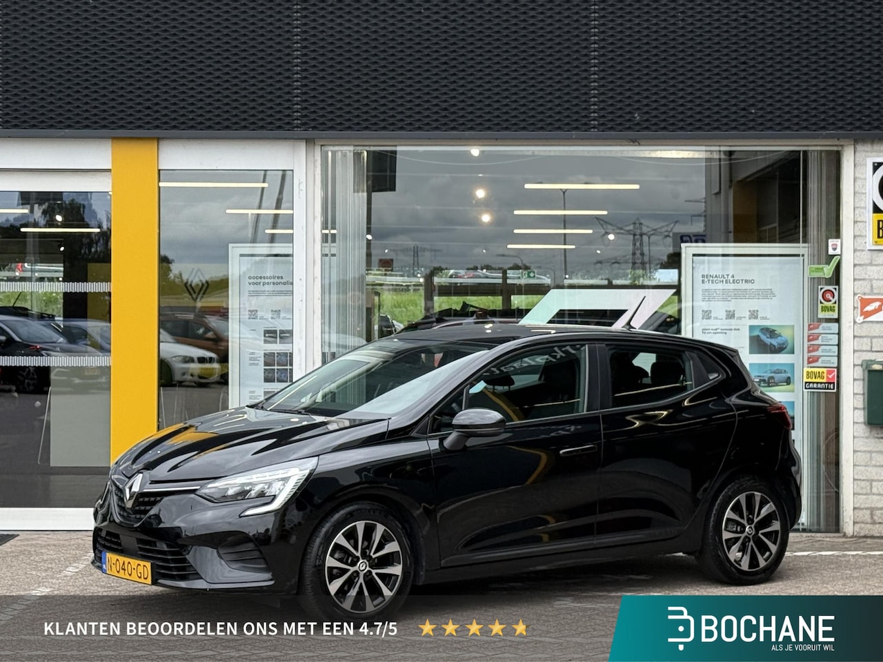Renault Clio - 1.0 TCe Zen | NAP | Navigatie | DAB | Parkeersensoren | LED | Cruise Control | Lichtmetaal - AutoWereld.nl