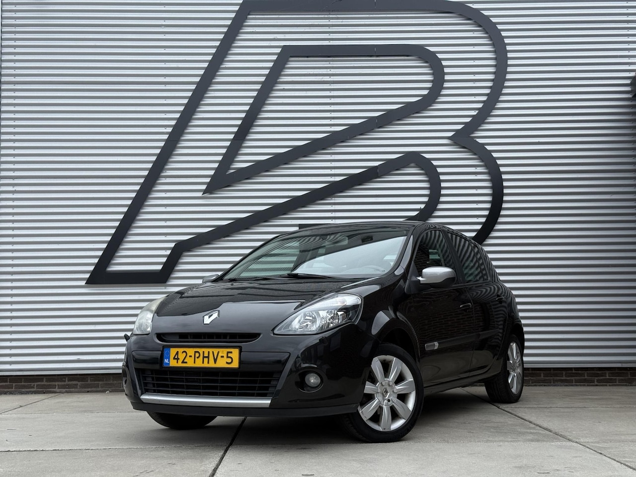 Renault Clio - 1.2 TCe 20th Anniversary 2e Eigenaar|Navi|Cruise|Clima|Elek ramen|N.A.P|APK tot 01-2027 - AutoWereld.nl