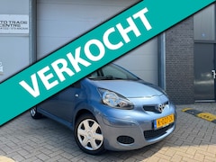 Toyota Aygo - 1.0-12V Access [Airco | Carplay | Bluetooth | Elek. pakket]