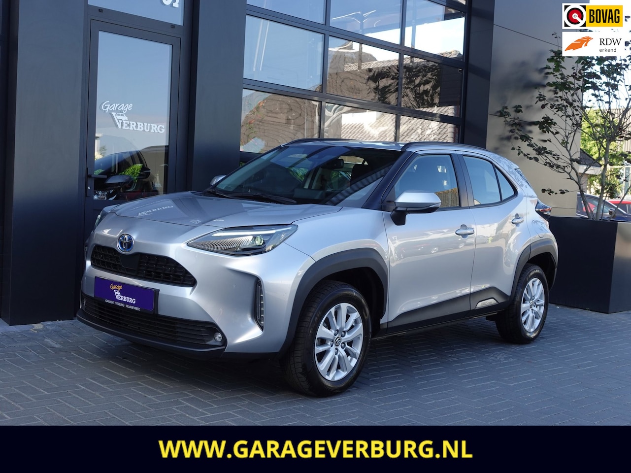 Toyota Yaris Cross - 1.5 Hybrid Business Plus (Navi/Carplay,Elek.achterklep,PDC V+A,Keyless,Camera,AdapCruise,S - AutoWereld.nl