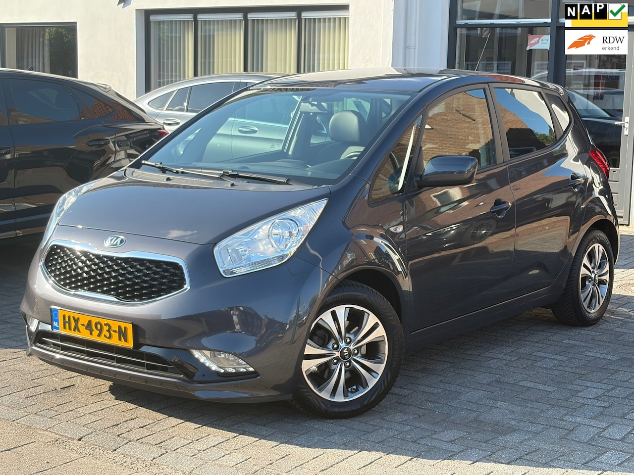 Kia Venga - 1.6 CVVT DynamicPLusLine 1.6 CVVT DynamicPLusLine,Automaat, Navigatie, Achteruitrijcamera, Climate control - AutoWereld.nl