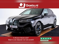 BMW iX - xDrive50 High Executive 112 kWh Sportpakket - Trekhaak - Panoramadak - Driving/Parking Ass