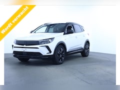 Opel Grandland - 1.2 Turbo GS Automaat Stoel en stuur verwarming/AGR stoelen